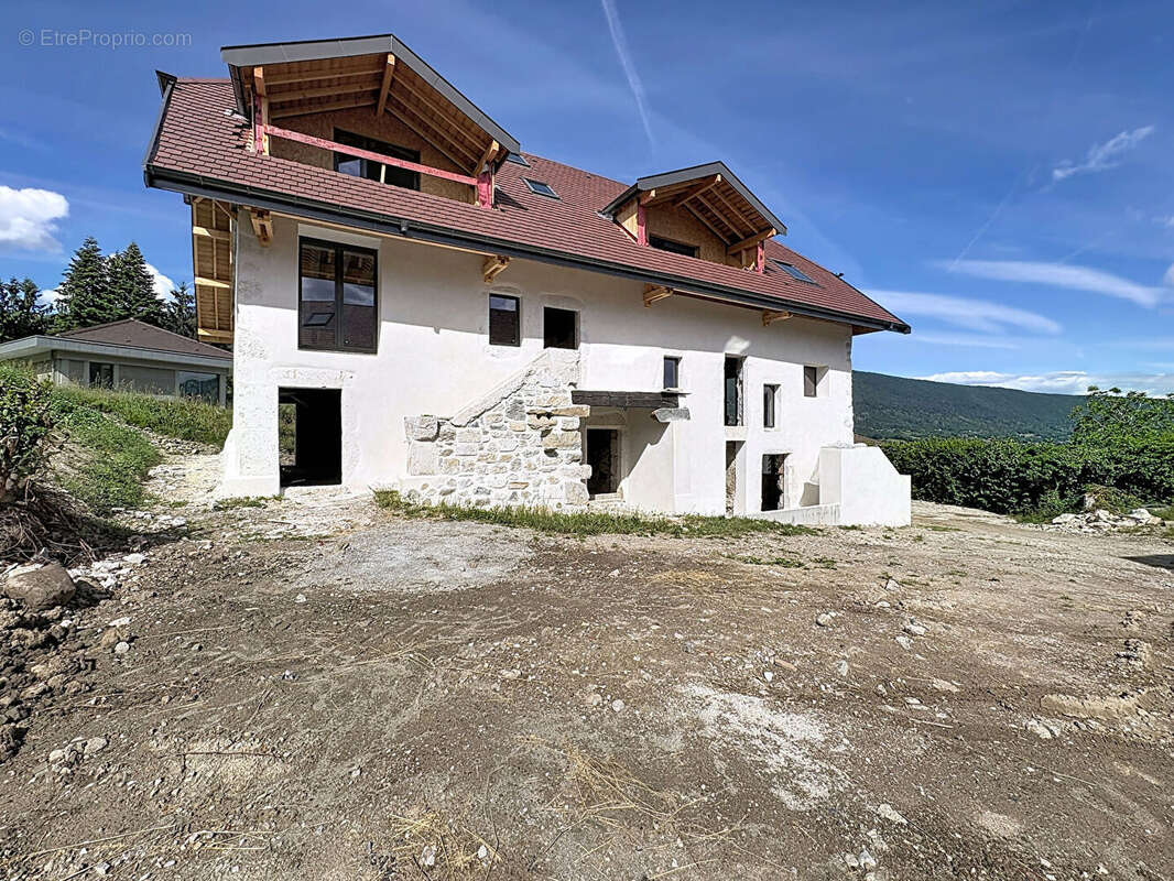 Maison à SAINT-JORIOZ