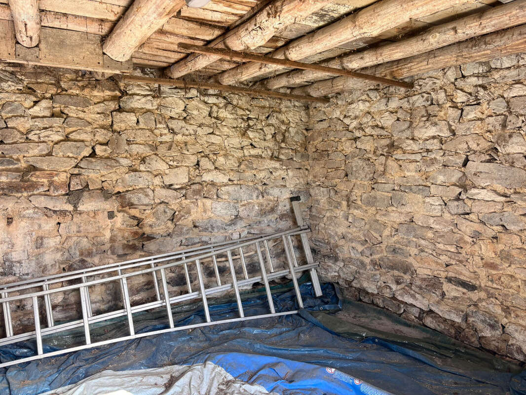 Maison à BOSMOREAU-LES-MINES