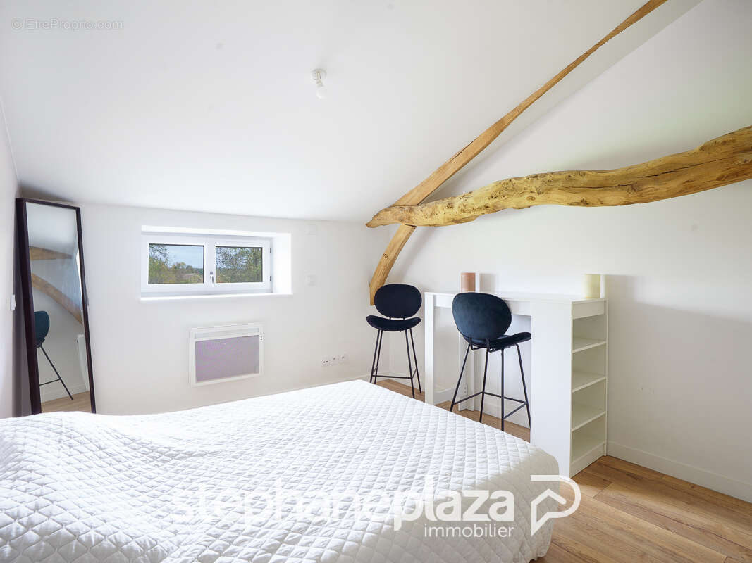 Maison à SAINT-CYR-SUR-MENTHON