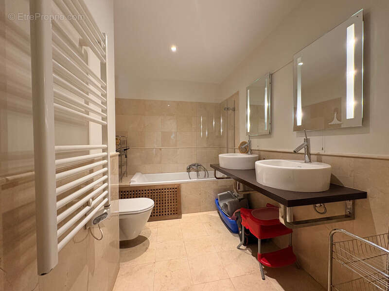 Appartement à THEOULE-SUR-MER