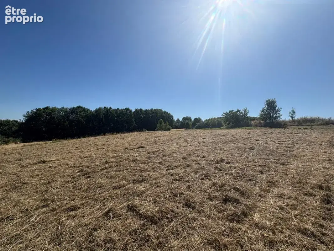 Terrain à DURAS