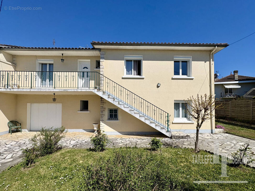 Maison à TRELISSAC