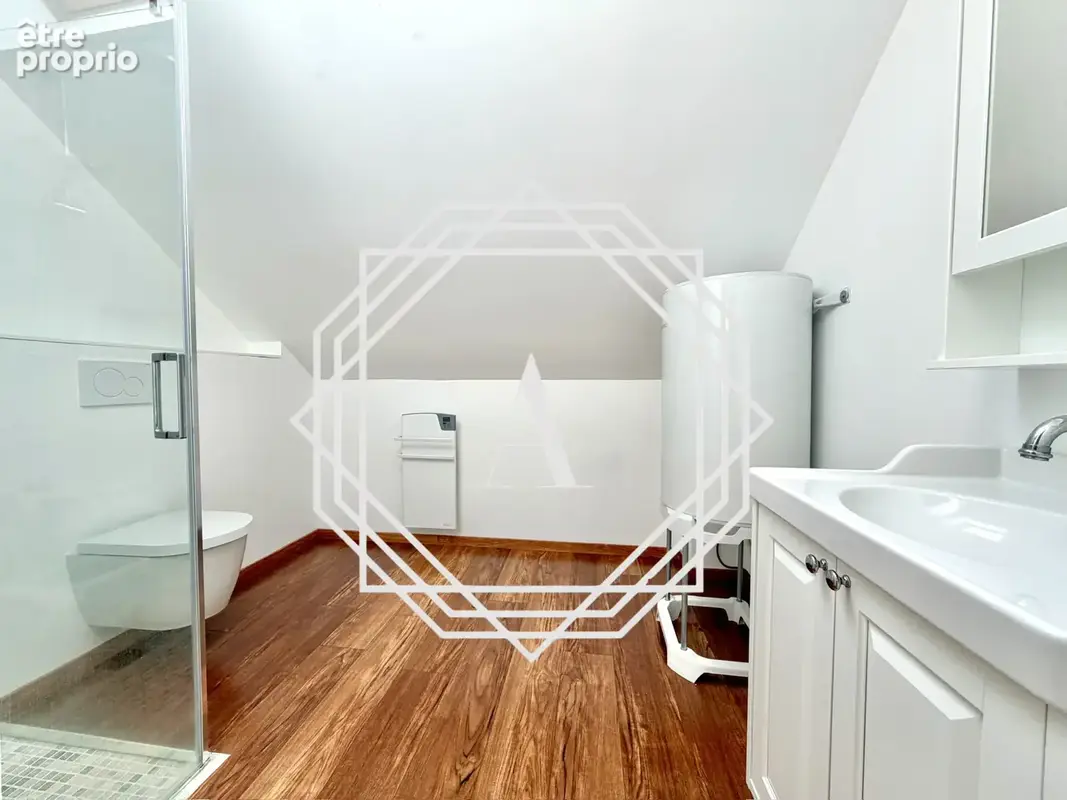 Longère de 120 M2 avec beau potentiel - photo 16