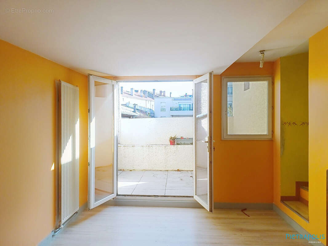 Appartement 132 m² à Villeurbanne  - photo 8