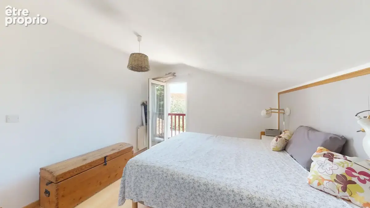 Ustaritz centre, maison familiale de 103 m² (au sol 115m²) avec garage - photo 9