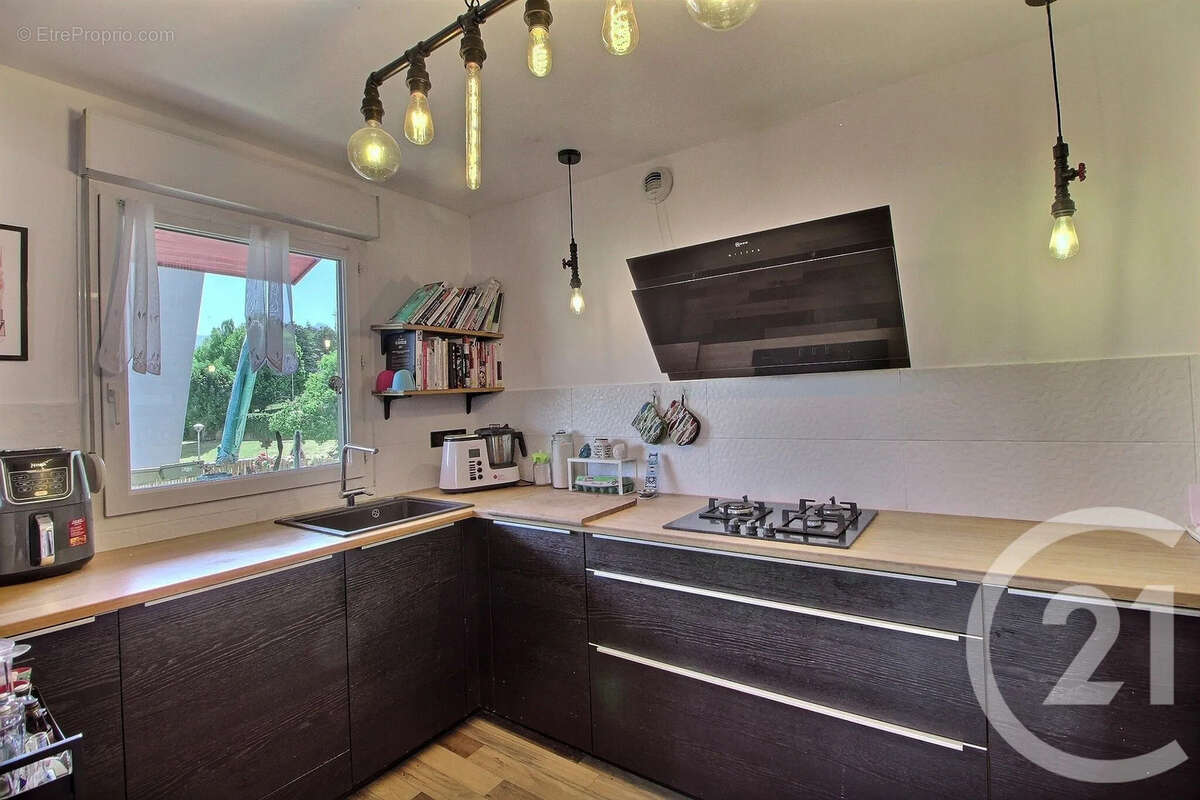 Appartement à EVIAN-LES-BAINS