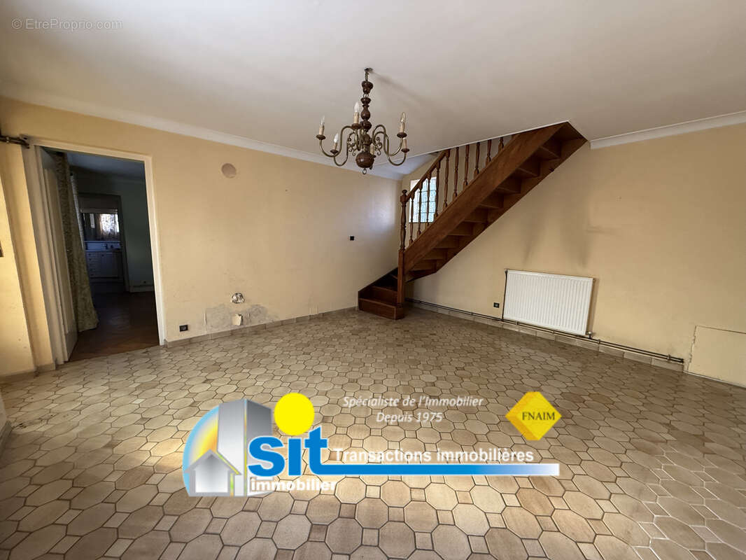 Maison à CHONAS-L'AMBALLAN