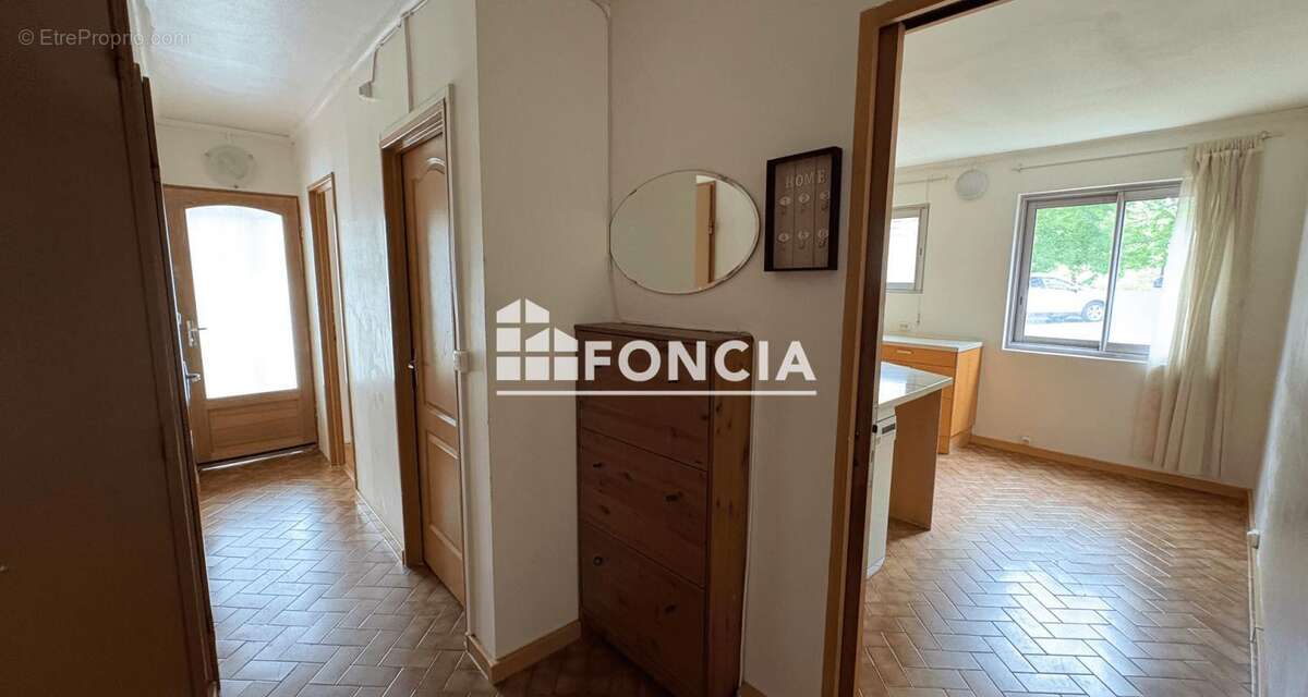 Dans batiment ravale - photo 7