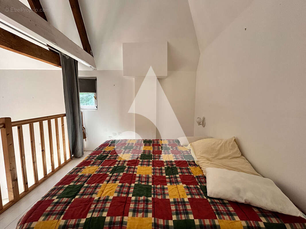 Domaine de caractère en pierre - maison, 3 gîtes, piscine et 5 hectares de forêt privée - photo 10