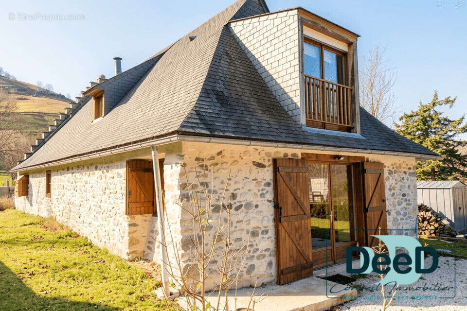 Maison à CAMPAN