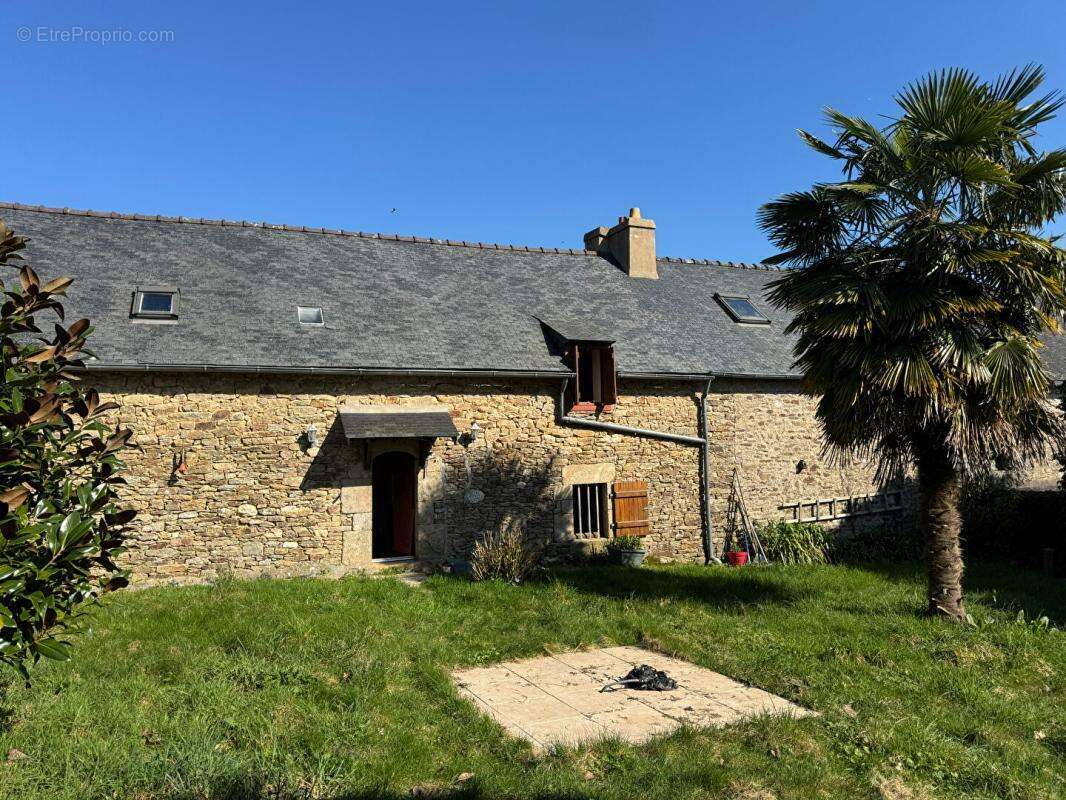 Maison à PLUMERGAT