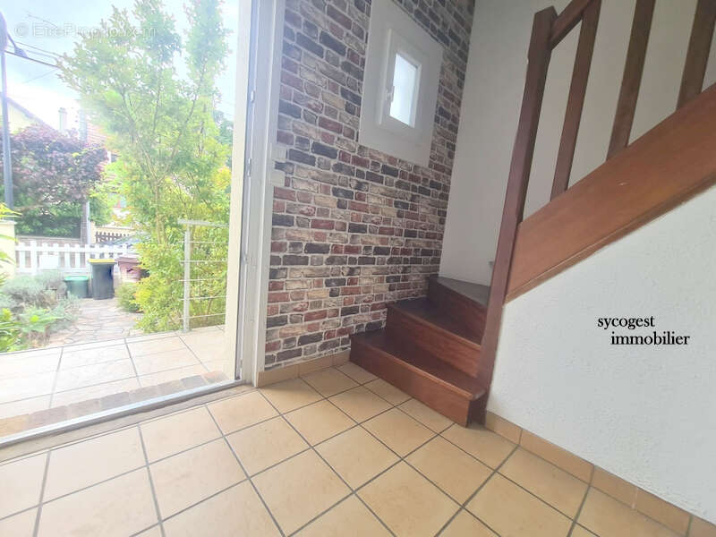 Maison Montfermeil 5 pièce(s) 85 m2 - photo 9