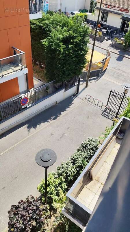 Appartement F3 avec loggia et parking – Résidence ALLEGORIA à Argenteuil - photo 2