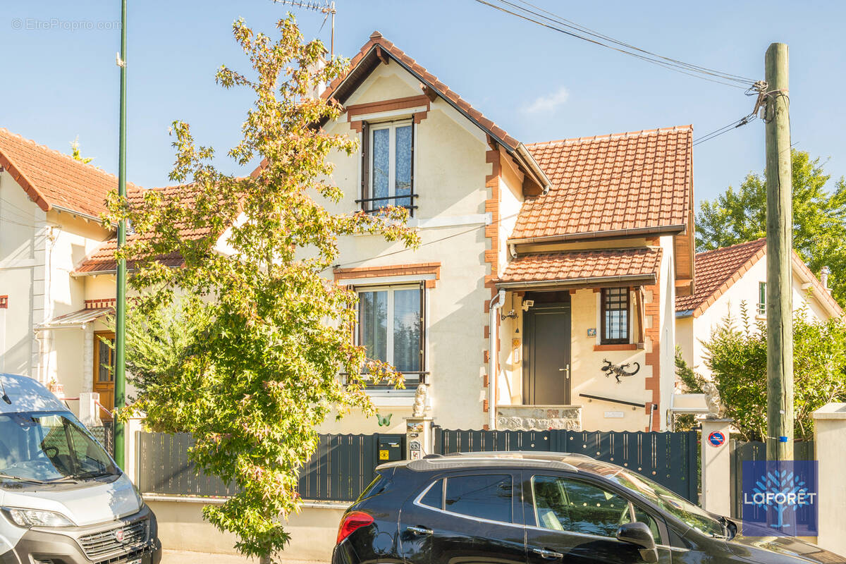 Maison à LES PAVILLONS-SOUS-BOIS