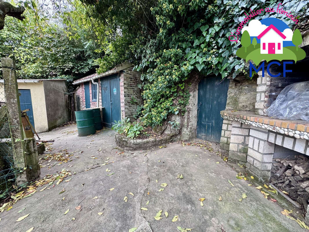 Maison à JOUY-MAUVOISIN