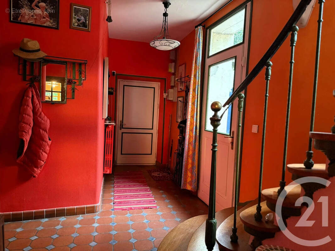 Maison à COSNE-COURS-SUR-LOIRE