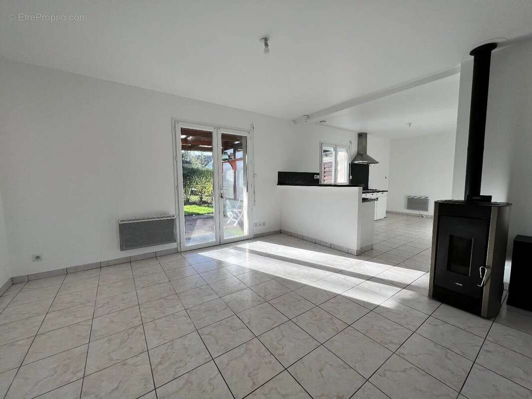 Maison à SAINT-AUBIN-DES-CHATEAUX