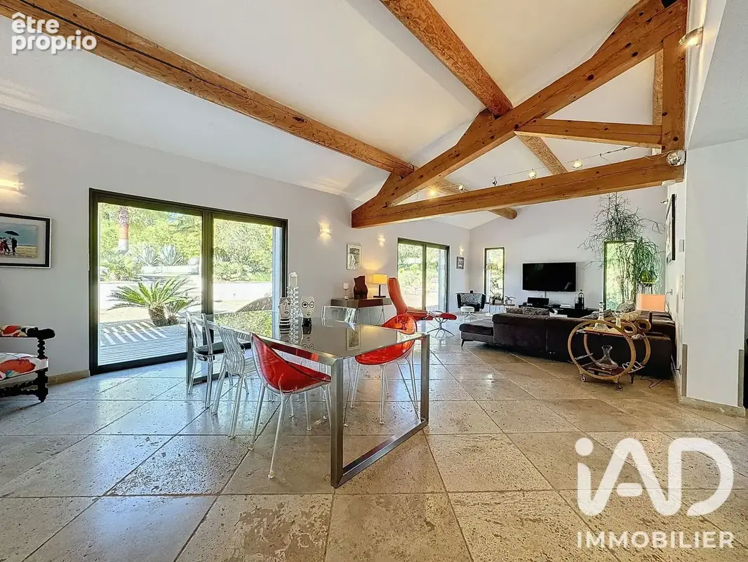Photo 1 - Maison à GRIMAUD