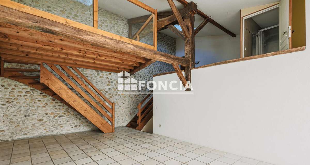 Maison à RENAGE