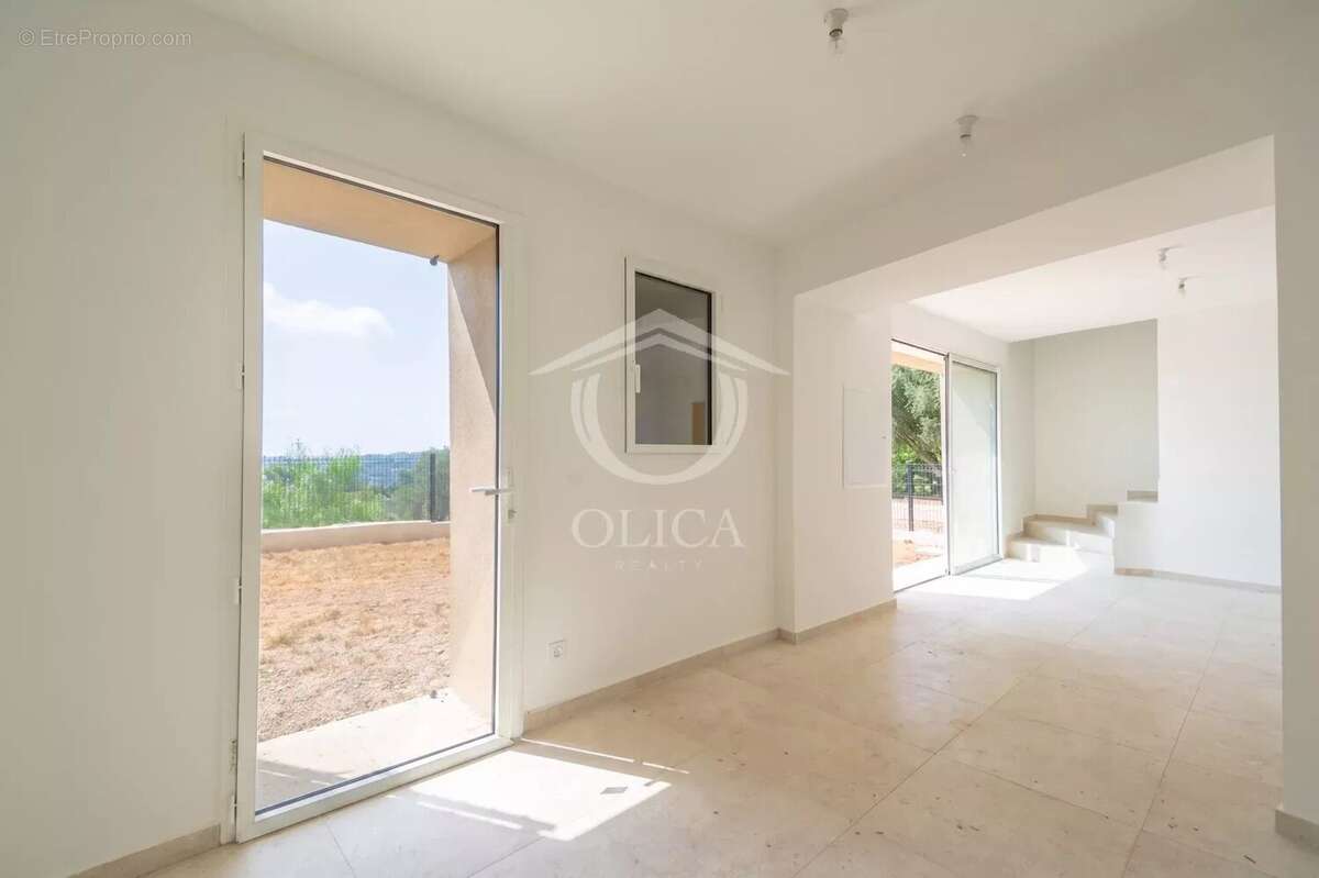 Mougins – pibonson – maison mitoyenne 3 pièces avec jardin, piscine et 2 stationnements - photo 7