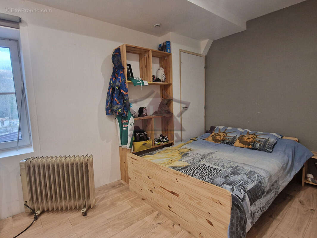 Maison à ROBIAC-ROCHESSADOULE