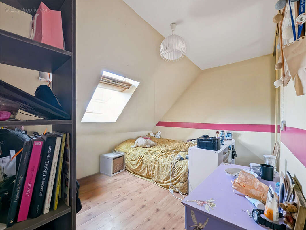 Maison 154m² - Ercé-près-Liffré - 5 Chambres - Terrain 540m² - photo 13