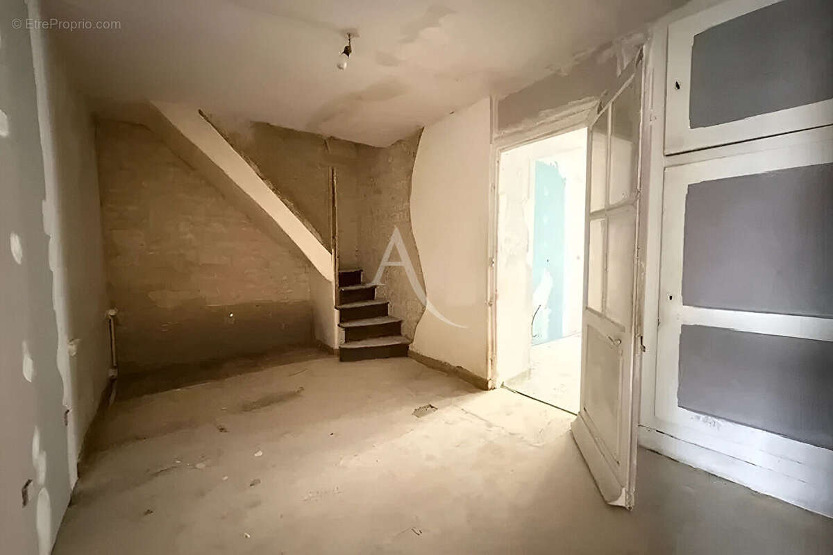 Maison à rénover - Centre de Luçon - photo 3