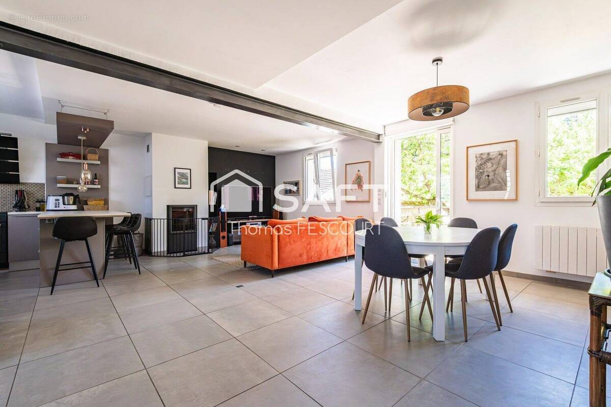 Photo 1 - Maison à CHAMPIGNY