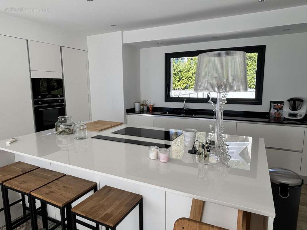 Maison à VAULNAVEYS-LE-HAUT