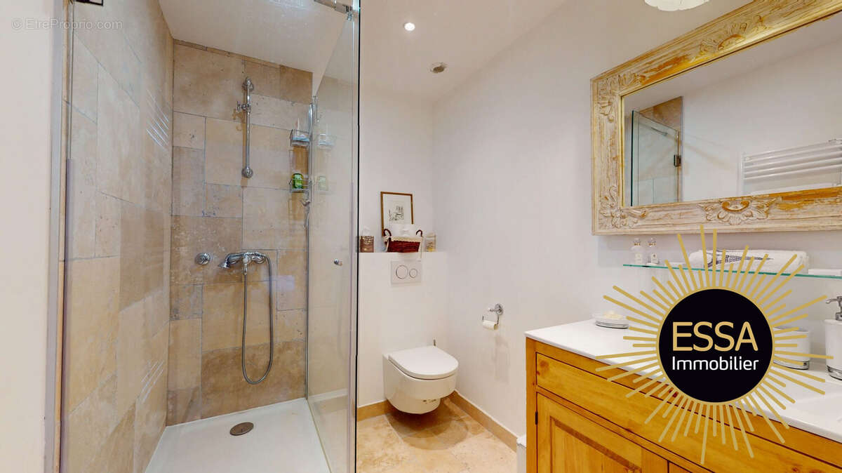 Maison à SAINT-NOM-LA-BRETECHE