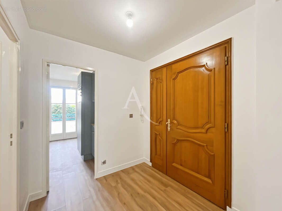 Appartement à MOISSY-CRAMAYEL