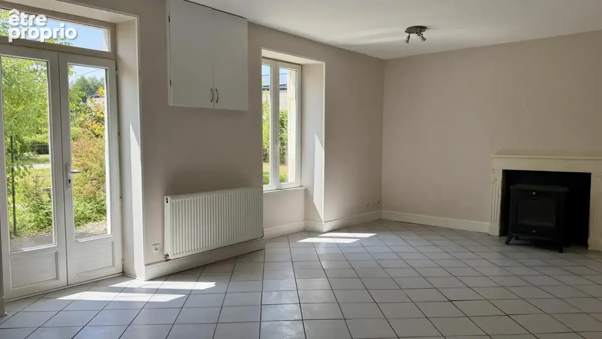 ? Maison charentaise rénovée à Aigre   146 m2   179 000 EUR FA - photo 5