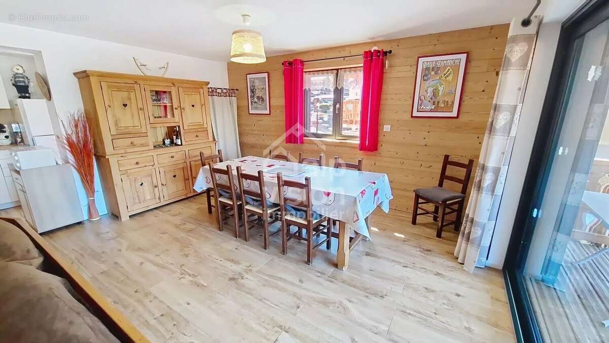 Appartement à CHATEL
