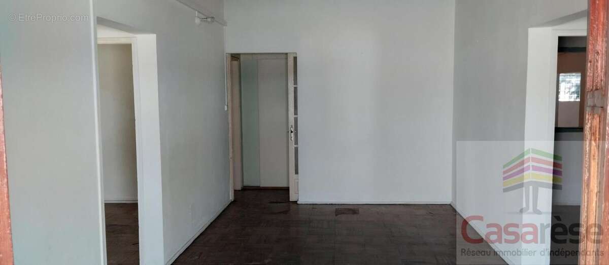 Maison à SAINTE-SUZANNE