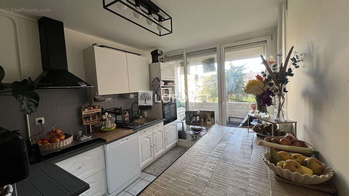 Cugnaux Centre -  grand appartement 5 pièces - photo 4