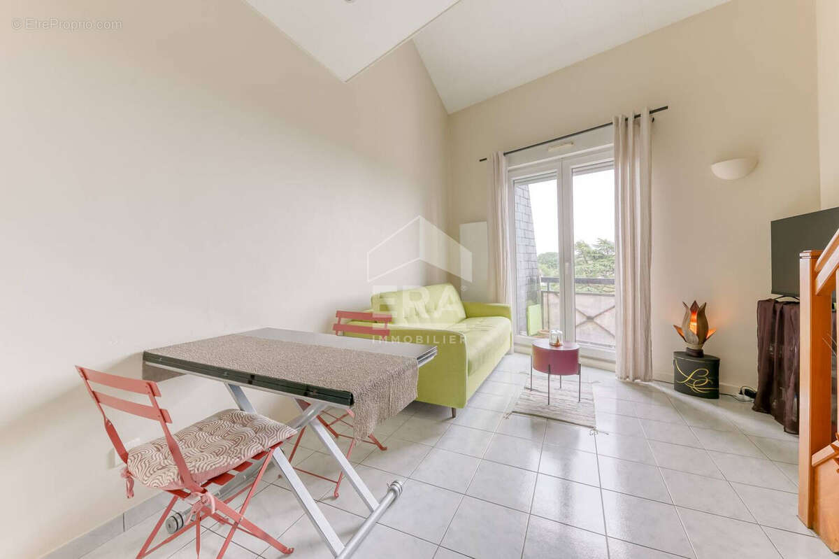 Appartement à PONTAULT-COMBAULT