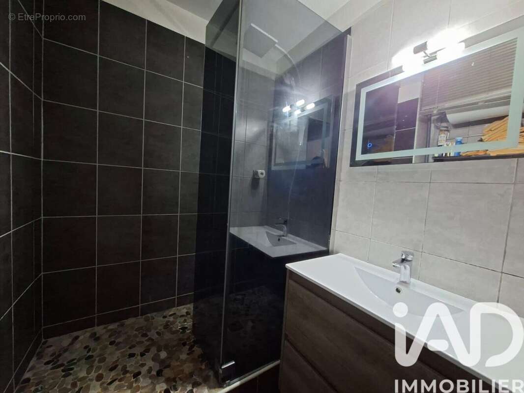 Photo 6 - Appartement à SAINT-CYR-SUR-MER