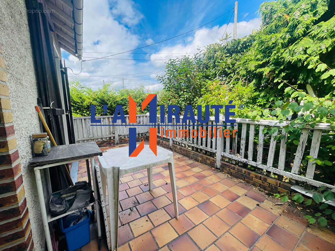 Maison à SARTROUVILLE