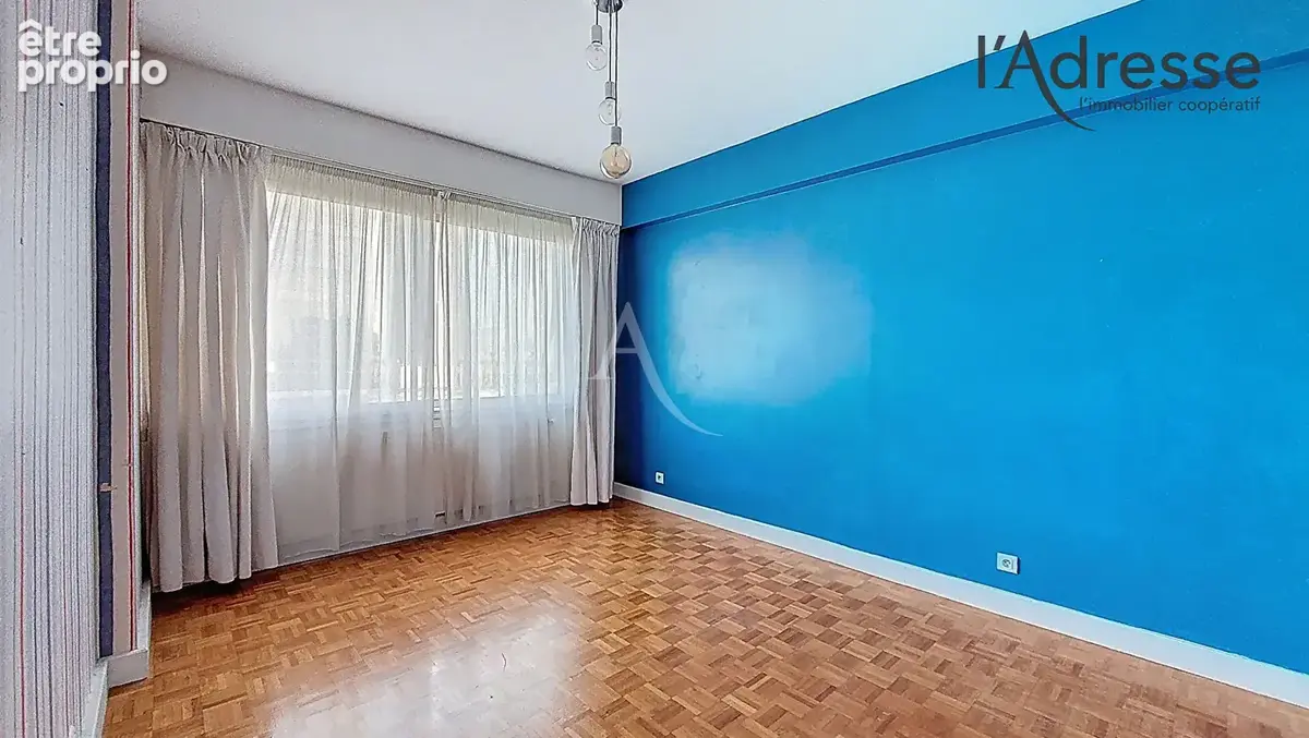 PUTEAUX/ Boieldieu - Appartement 5 pièces 121m² avec cave, parking boxé et balcon 8m² - photo 10