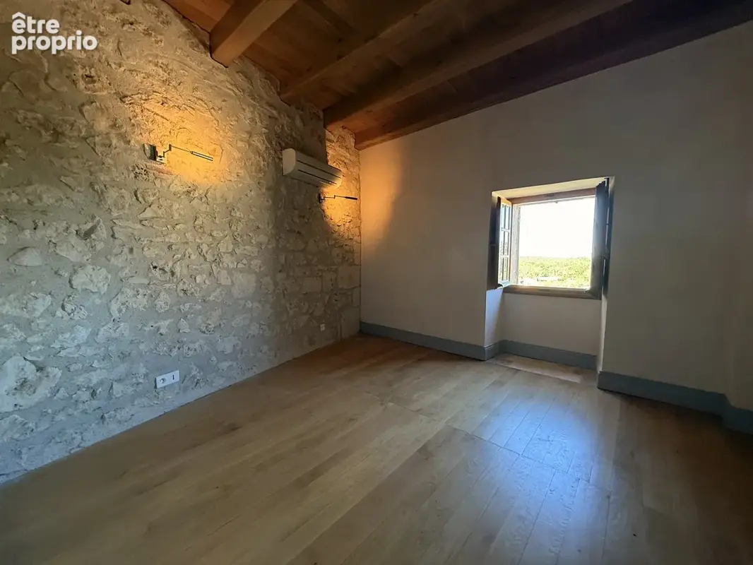 château d'exception au cœur d'un village historique - photo 24