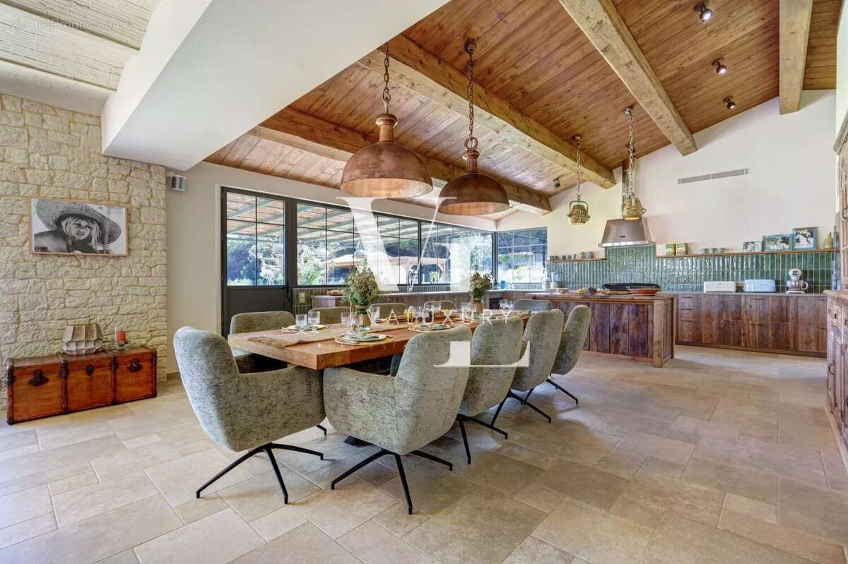 Maison à RAMATUELLE