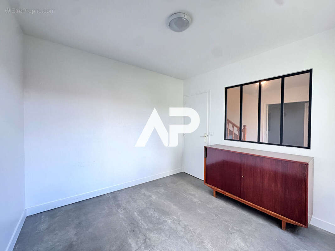 Maison à MONTMORENCY