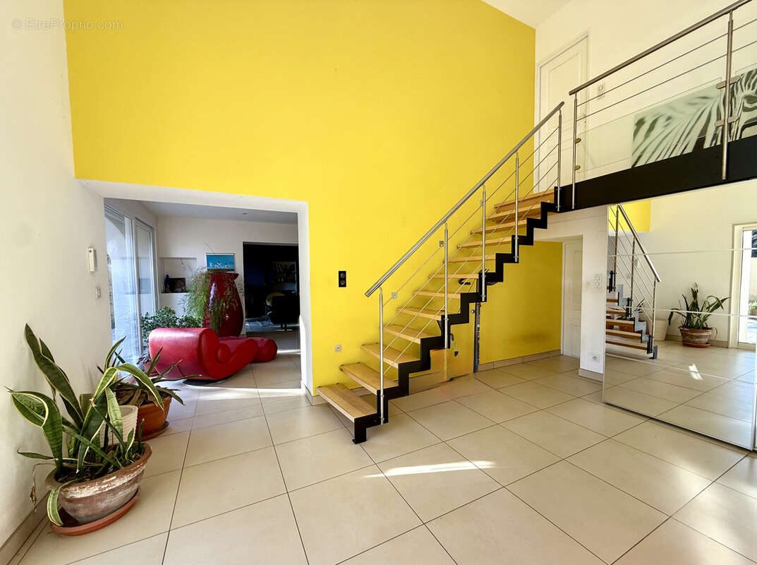 Maison à PIERRELATTE