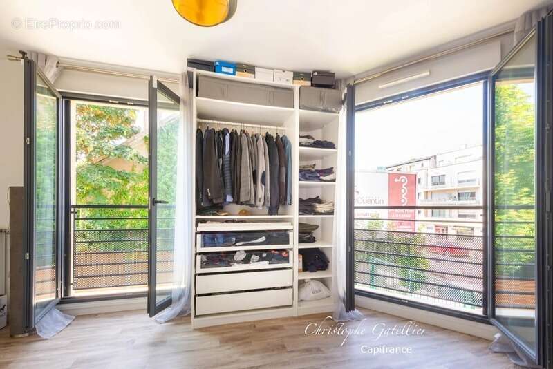 Appartement à SAINT-CYR-L'ECOLE