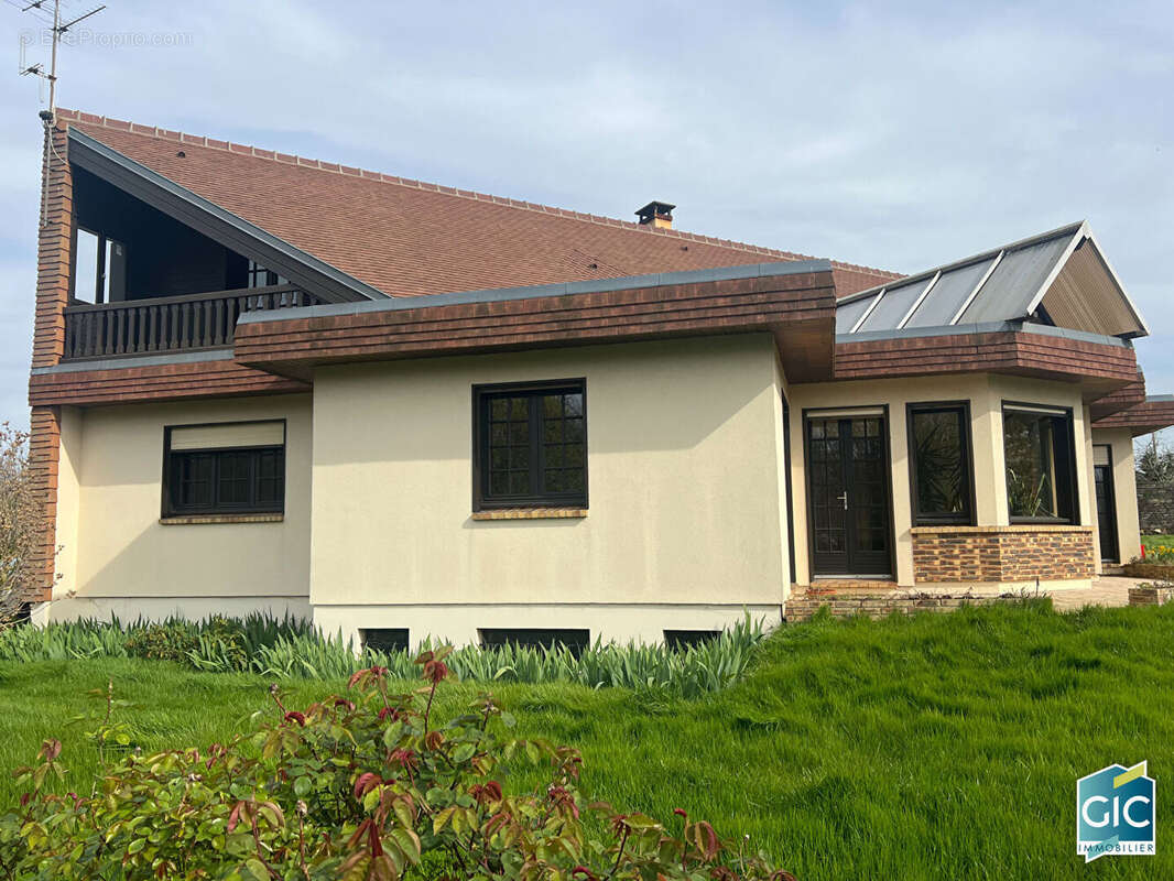 Maison à SAINT-MARTIN-DE-FONTENAY