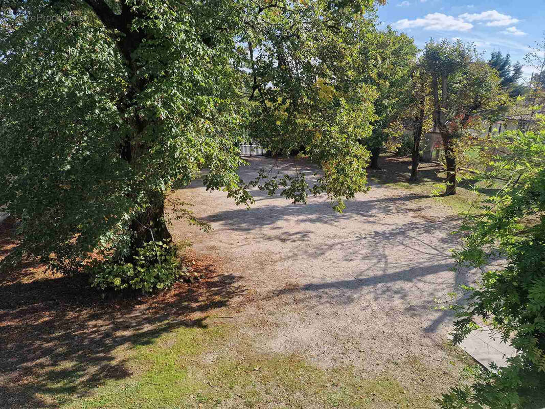 Maison à VILLENAVE-D&#039;ORNON