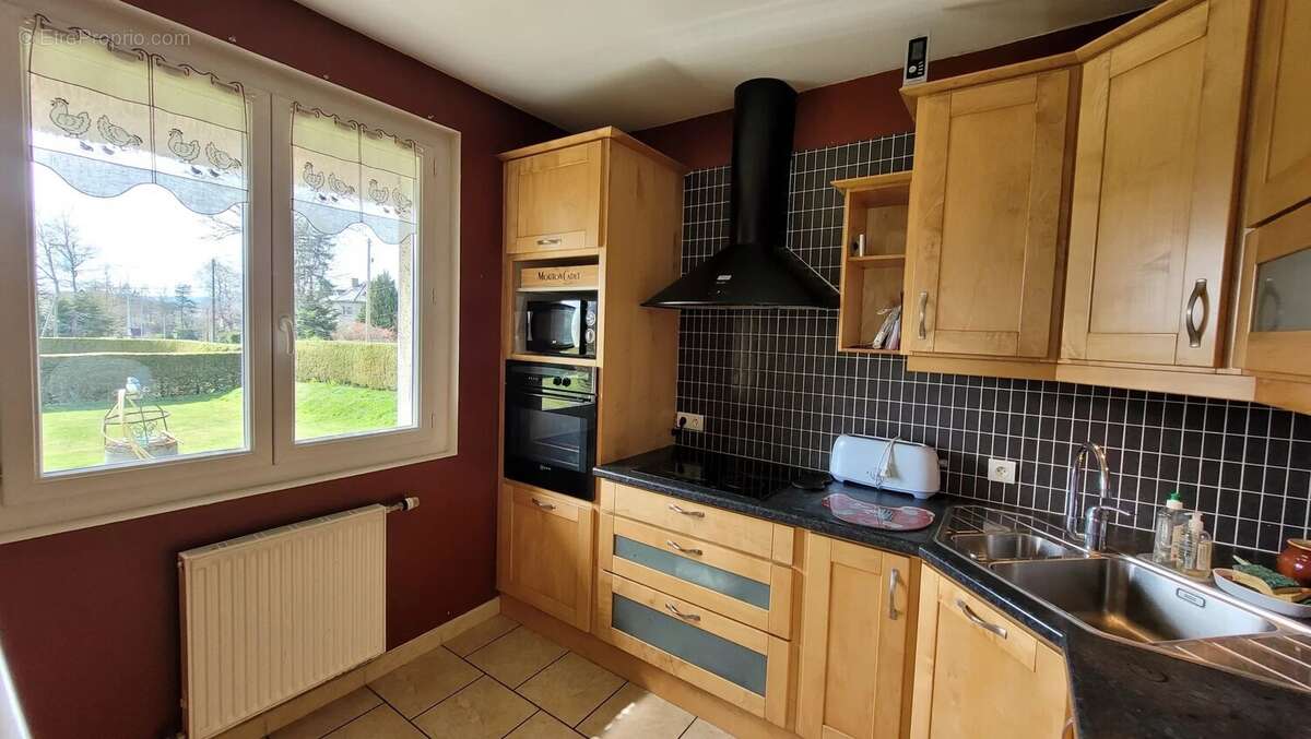 Maison à LE CHAMBON-SUR-LIGNON