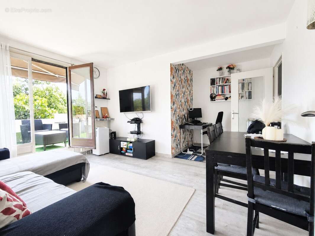 Appartement à EPINAY-SUR-SEINE