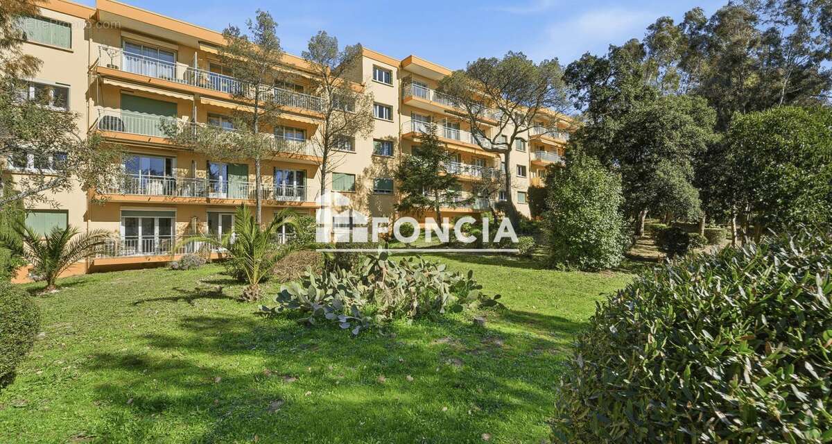 Appartement à SAINT-RAPHAEL