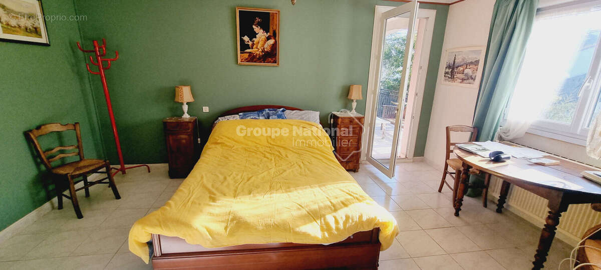 Maison à BAGNOLS-SUR-CEZE